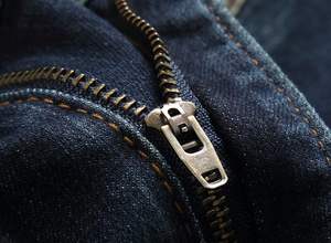 Pantalons jeans pour hommes de qualité supérieure Prix compétitif Marque privée Logo personnalisé Pantalons jeans coupés et cousus pour hommes - Product Image 6