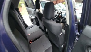 <span class=keywords><strong>2016</strong></span> <span class=keywords><strong>Nissan</strong></span> <span class=keywords><strong>Juke</strong></span> S AWD usato pronto per la spedizione con sedili in tessuto rosso motore Turbo interno scuro e pneumatici R18 - Product Image 6