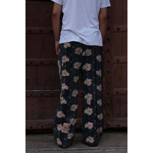 Pantalones Vintage 100% Algodón Refinado con Parches, Cremalleras y Pedrería, Estilo Urbano Holgado Recto XL, Cálidos de Invierno, Cintura Media, Tejido Reutilizado - Product Image 3