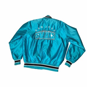 TITLISTS personnalisé équipe Letterman hiver de haute qualité Bomber Varsity Jacket Bomber vestes tissu Satin logo personnalisé hommes vestes - Product Image 2