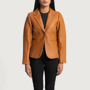 Veste de manteau en cuir véritable Veste respirante pour femmes Streetwear Look Trending Women Varsity Jacket Veste en cuir pour femmes de haute qualité - Product Image 1