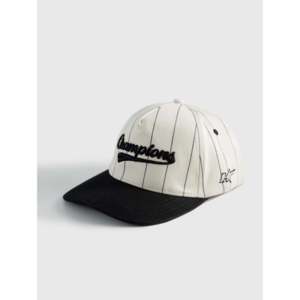 Gorra Unisex de Poliéster con Bordado y Estampado en Relieve - Fabricante Mayorista - Product Image 1