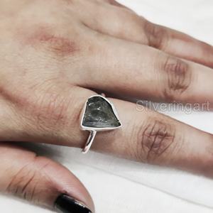Bague pour femme en pierre brute, labradorite naturelle, ajustable, en argent sterling 925, cadeau de Noël - Product Image 2