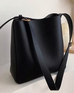 High Quality Handmade English Style <b>Shoulder</b> Bag Genuine Leather with <b>Strap</b> Summer Top Indian Supplier Manufacturer - Product Image 2