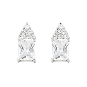 Pendientes Huggie con Diamantes CZ, Corte Geométrico, Engaste de Garra, Chapado en Oro de 14K, Oro Rosa, Oro Blanco, Joyería de Compromiso para Mujer - Product Image 1