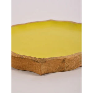 Plateaux de service en bois jaune de haute qualité, faits à la main avec des décorations Meena, ustensiles de cuisine idéaux, plateaux de service en vente - Product Image 5