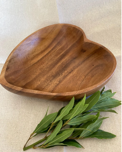 Grand bol à pâte en bois naturel vintage, pièce maîtresse sculptée artisanale pour les décorations de fête pour l'affichage des bougies à la maison et au mariage - Product Image 1