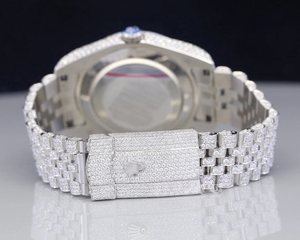 Montre de luxe en acier inoxydable de qualité supérieure, cadran saphir, résistance à l'eau 3 BAR, double mouvement ETA, design glacé, clarté VVS - Product Image 5