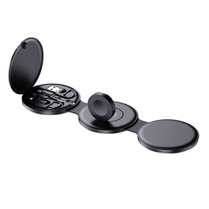 Station <span class=keywords><strong>de</strong></span> <span class=keywords><strong>charge</strong></span> sans fil magnétique pliable 3-en-1 60W 15W Chargeur sans fil double ports adaptateur pour téléphones mobiles et montres connectées - Product Image 1