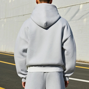 Conjunto Deportivo de Sudadera con Capucha y Pantalones Jogger para Hombre, Corte Regular, 100% Algodón Ecológico, Premium, con Bolsillos y Logotipo Personalizado - Product Image 4