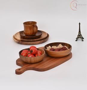 Bandeja de servir ecológica de madera hecha de madera duradera, diseño elegante para el hogar, cafeterías, hoteles y regalos. - Product Image 2