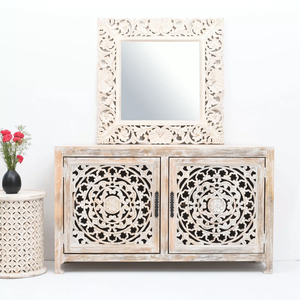 Buffet sculpté en détresse - Product Image 1