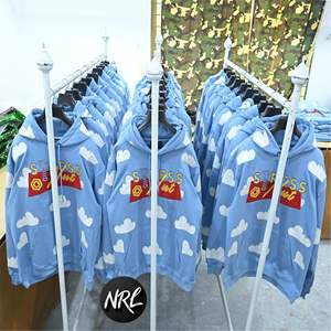 Haut court personnalisé pour homme, style vintage, avec logo nuage, patch brodé vieilli, devant uni, en Spandex/Polyester, anti-rétrécissement, respirant - Product Image 1