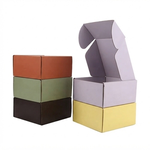 Boîte d'expédition en carton ondulé haut de gamme personnalisée pour le commerce électronique, style RSC, simple paroi, kraft brun avec laminage mat et gaufrage OEM - Product Image 4