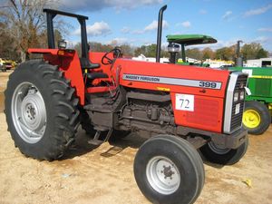 Tracteur agricole neuf à transmission intégrale à vendre, cabine fermée, pneus larges, machine pour travaux sur le terrain - Product Image 5