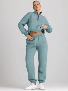Ensemble de survêtement décontracté 2 pièces pour femme : sweat à capuche et pantalon de jogging – Tenue de sport confortable – Vente en gros – Personnalisable - Product Image 2