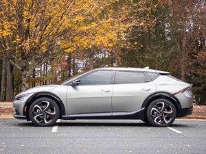 KIA EV6 GT-Line AWD 2022, faible kilométrage, boîte de vitesses automatique, direction souple, essence/électrique, batterie au lithium - Product Image 5