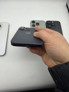 Telefono <span class=keywords><strong>Cellulare</strong></span> Usato in Condizioni Pari al Nuovo per iPhone 15 Pro Max 15 Pro 15 Smartphone di Seconda Mano Sbloccato <span class=keywords><strong>8GB</strong></span> <span class=keywords><strong>RAM</strong></span> - Product Image 3