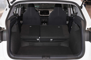 SUV compact 2025, design moderne, véhicule économique en carburant, 5 places, moteur turbo, pneus R17, conduite à gauche, modèle très vendu, Allemagne - Product Image 6