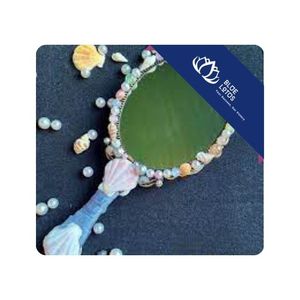 Miroir à main coquillage de haute qualité cadre de coquille fait main artistique idéal pour une utilisation cosmétique et un décor de chambre élégant Vietnam - Product Image 1