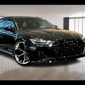 Audi RS6 Performance 2024 d'occasion, break 4 portes, transmission intégrale, conduite à gauche, sièges en cuir - Product Image 2