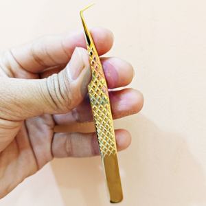 แหนบขนตาสแตนเลสสตีล90องศาทนทานเคลือบทองฉลากตามต้องการ - Product Image 1