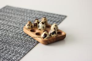 Bandeja de madera de acacia para huevos, soporte para 12 huevos, estante de almacenamiento de huevos de madera rústica, soporte para mostrador de cocina o exhibición de refrigerador - Product Image 4