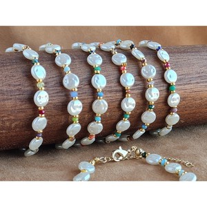 Elegante Brazalete Chapado en Oro con Perlas y Cuentas de Colores, Tendencia de Moda, Atractivo para la Reventa - Product Image 2
