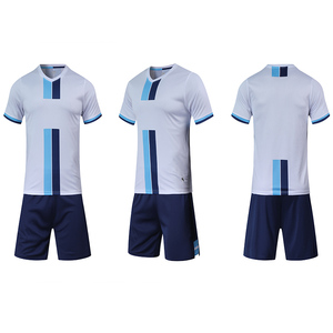 Nouveaux kits de combinaison de football pour jeunes personnalisés 100% maillots de football France en polyester uniformes pour équipes - Product Image 2