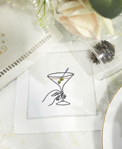 Serviettes de cocktail brodées personnalisées en gros, serviettes de cocktail en coton blanc avec ourlet festonné, sous-verres pour les événements à domicile, les bars - Product Image 2