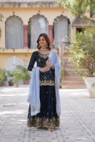 Boutique indienne Designer Party Wear Kurti Plazoo Dupatta Set Party Wear Dernière collection exclusive de vêtements ethniques