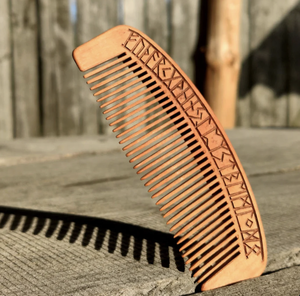 Peigne à cheveux en bambou large en bois noir fait à la main, parfumé au bois de santal, antistatique, portable, personnalisable, brosse démêlante, peigne à barbe - Product Image 1