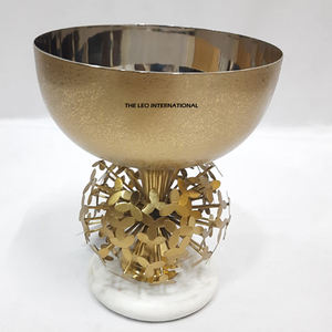 Tazón para Servir Chocolate de Diseño Fantástico para Decoración del Hogar, Acero Inoxidable de Calidad Superior, Pulido Dorado con Base de Mármol - Product Image 1