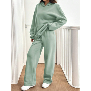 Ensemble de survêtement 2 pièces pour femme en satin d'hiver avec logo personnalisé, sweat-shirt et pantalon de survêtement, uni, longueur intégrale, respirant, écologique - Product Image 3