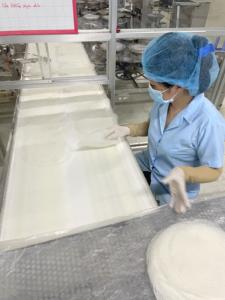 Vermicelli de papel de arroz vietnamita fresco en formas cuadradas y redondas Contacto + 84 398885178 para más información - Product Image 3