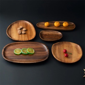 Assiette de service en bois d'acacia brun naturel de haute qualité fabriquée à la main et durable en taille ronde-Commande minimum 100pcs - Product Image 3