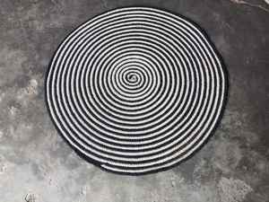 Modern Style Floral Cotton Rope Rugs <b>Carpets</b> Eco-Friendly Non-Slip Anti-Bacteria Flat Pile Braided Machine Made Pet-Friendly - Product Image 2