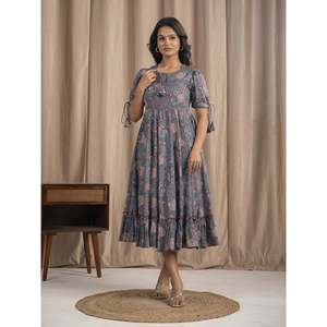 Vestido de Algodón Mulmul Gris con Estampado a Mano, Diseño Personalizado, Ropa Casual para Oficina, Día de Fiesta Gótica, Transpirable y Natural - Product Image 6