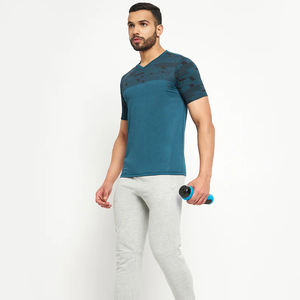 Prix d'usine Vente en gros Nouvel arrivage de t-shirts à col rond pour hommes grande taille T-shirts confortables en polyester et coton pour hommes - Product Image 2