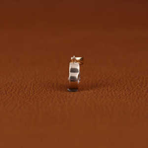 Diamant de laboratoire de coupe ronde nouveau pendentif minimal plaqué or 10KT personnalisé pour les femmes avec une nouvelle conception personnalisée classique à la mode - Product Image 4