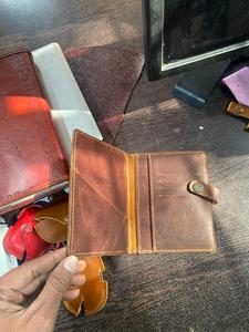 กระเป๋าหนังโบราณและที่ใส่บัตรเครดิตมีให้เลือกหลากหลายสไตล์เหมาะสำหรับการขายต่อ - Product Image 4