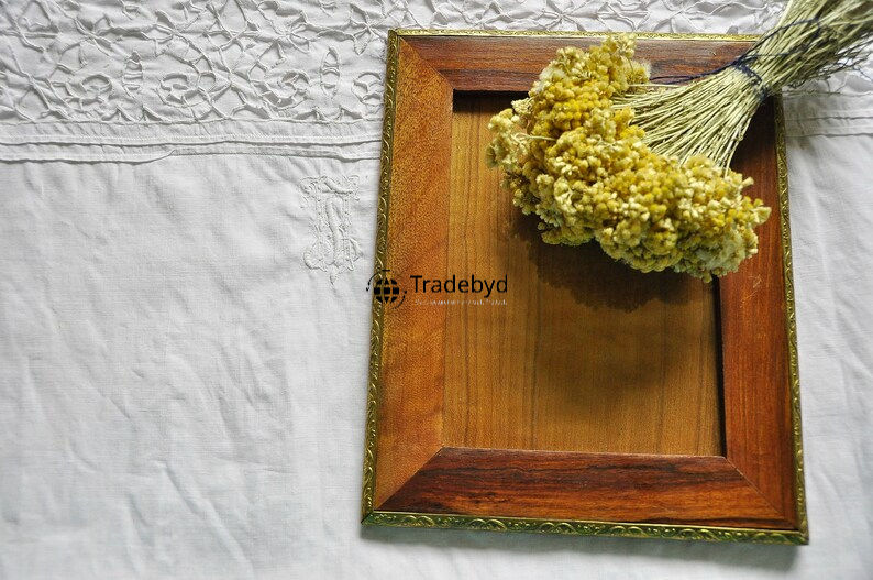 available in different colors