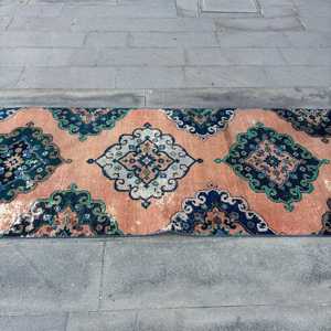 Tapis turc 3,2x12,7 pieds, tapis floral bleu et marron en laine - Product Image 4