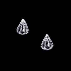 Pendientes de tuerca Pankhuri de alto grado más vendidos, diseño elegante, proveedor indio directo, brillo brillante, moda de alta calidad - Product Image 1