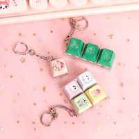 Porte-clés carré LED personnalisé mignon avec logo Anime, léger et tendance, pour clavier mécanique
