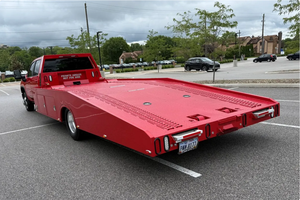 PRÊT À CONDUIRE - VÉHICULE D'OCCASION À VOLANT À GAUCHE |   2024 CHEVROLET SILVERADO 3500 CREW CAB LT DURAMAX DUALY CAR HAULER - Product Image 3