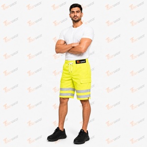 Pantalones Cortos Cargo de Algodón de Alta Visibilidad para Hombre Tiierwear con Tiras Reflectantes, Transpirables y Resistentes al Viento, con Soporte para Detección de Agujas - Product Image 3