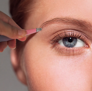 Pinzas de cejas de acero inoxidable inclinadas profesionales con herramienta de manicura de Punta puntiaguda de Pakistán - Product Image 6