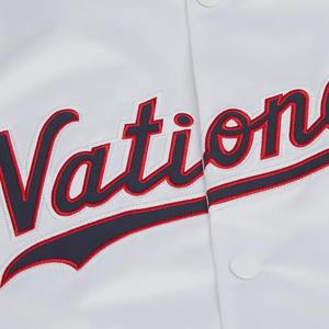 Nouvelle veste universitaire de haute qualité, style décontracté pour homme, blanc et bleu, veste en satin ou en laine avec logo personnalisé pour un look élégant - Product Image 5