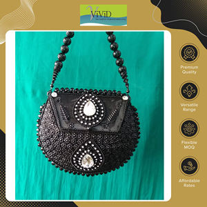 Nouvel Arrivage : Sac de Soirée pour Femme Fabriqué en Inde – Qualité Supérieure, Perles Métalliques, Léger, Doublure en Soie, Bandoulière - Product Image 2